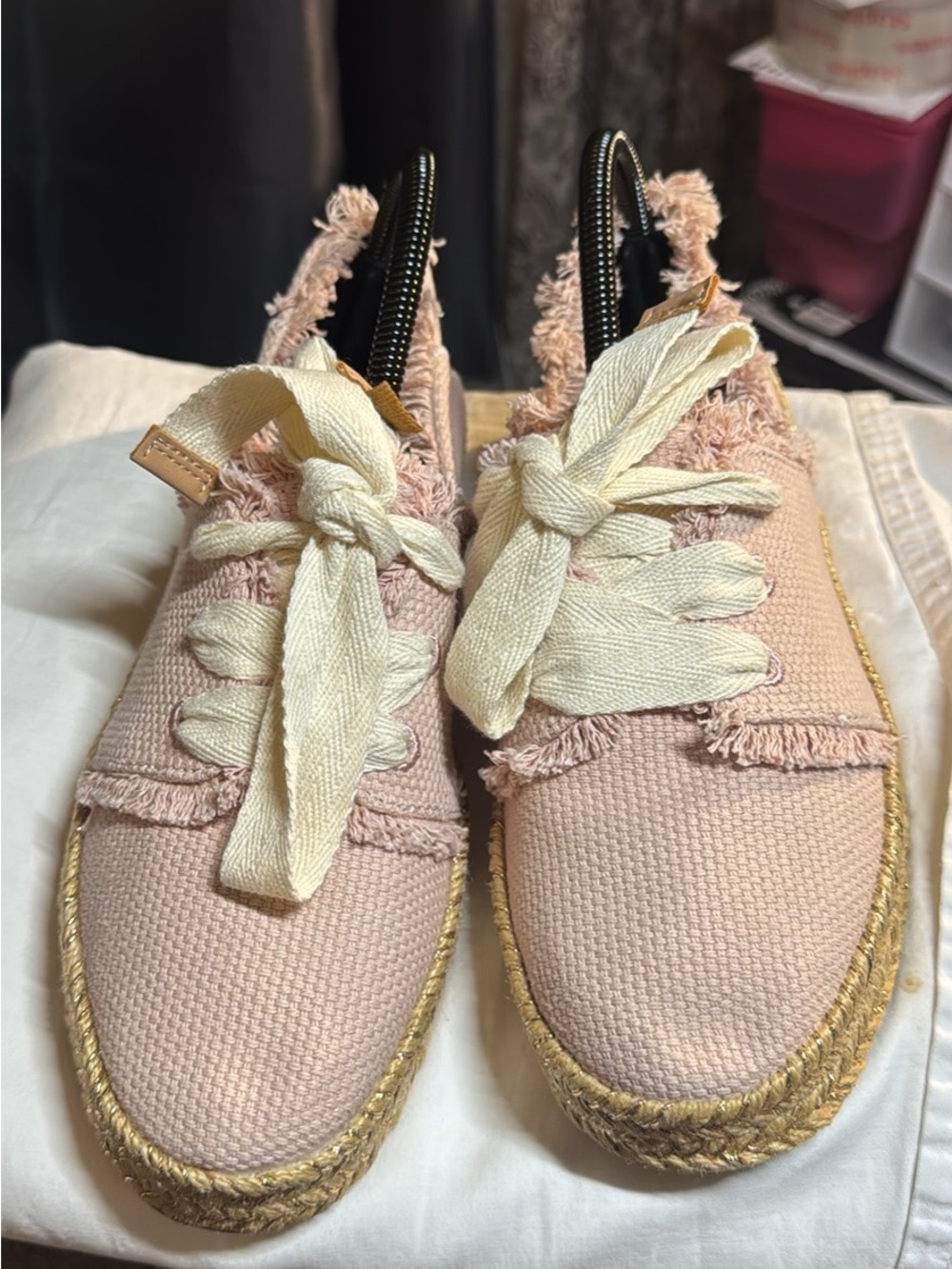 Toms Pink Canvas Espadrille Sneakers with Cream Laces Womens 8.5